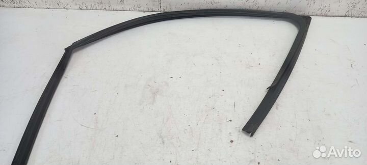 Направляющая стекла двери передней правой Mazda6GJ