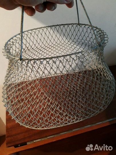 Металлический садок для рыбака