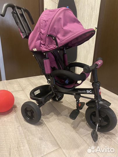 Велосипед трехколесный с ручкой