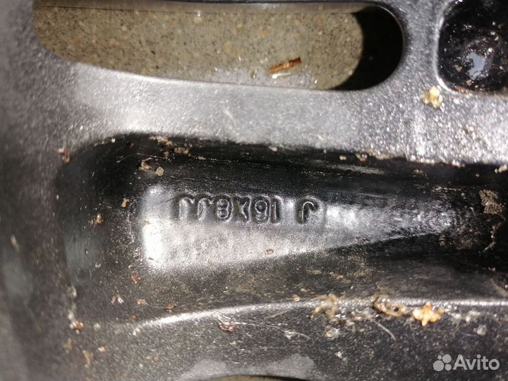 Диски литые Toyota Land Cruiser r16