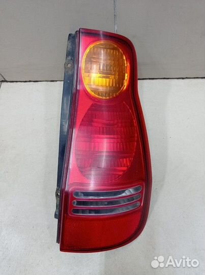 Фонарь задний правый Hyundai Matrix
