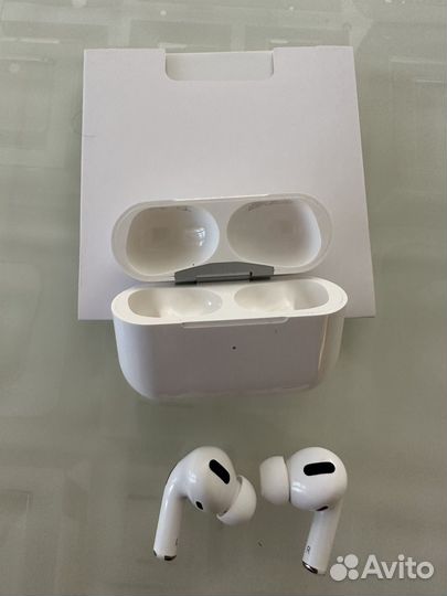 Продаются наушники новые