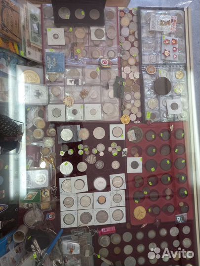 Значки,монеты ссср,империя