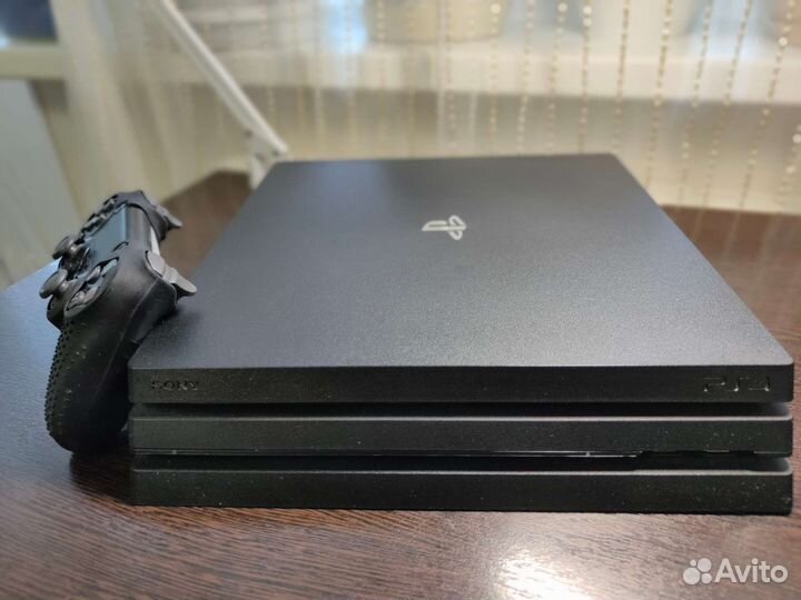 Sony PS4 pro 1tb