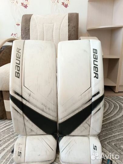 Вратарские щитки bauer s27