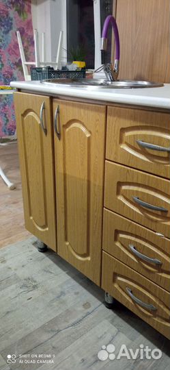 Кухонная мойка с тумбой