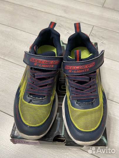 Кроссовки skechers