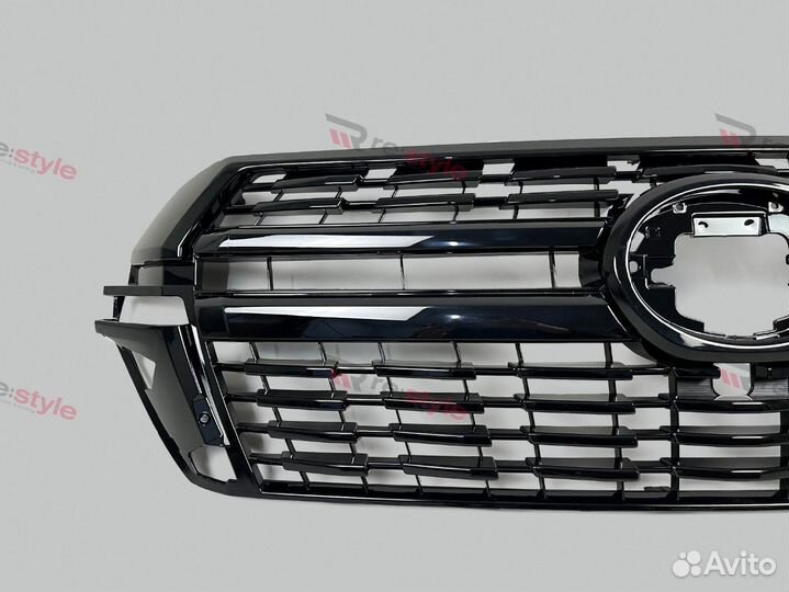 Решетка радиатора Land Cruiser 200 с16г S2732