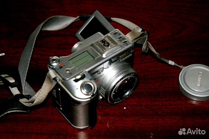 Digital camera Canon Power Shot G6