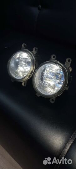 Противотуманки toyota corolla 150 (оригинал)