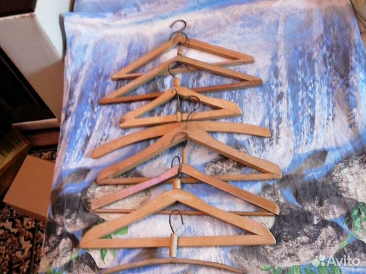 Вешалка плечики