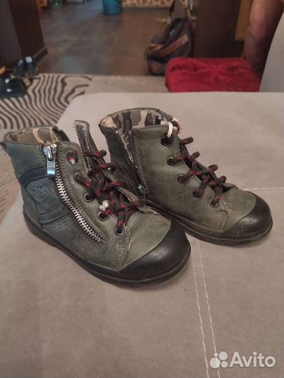 Ботинки осенние