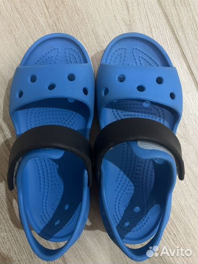 Сандалии crocs c11