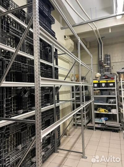 Грузовой стеллаж / Складские стеллажи