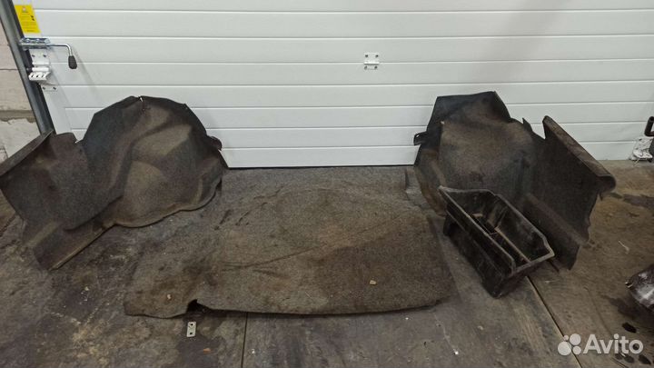 Обшивки багажника бмв е36 седан