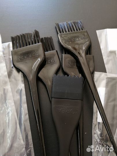 Кисти, миски, шпатели для окрашивания