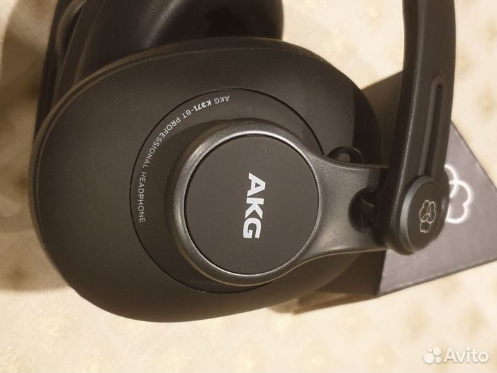 Наушники AKG K371-BT