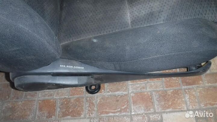 Сиденье переднее правое Toyota Corolla (E120) 200