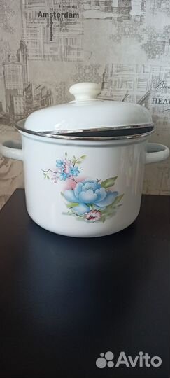 Кастрюля эмалированная