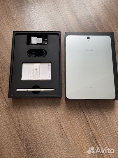 Samsung Galaxy Tab s3 LTE