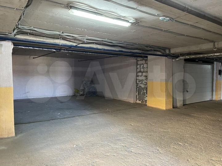 Машиноместо, 18 м²