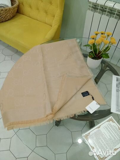 Палантин Gucci,новый