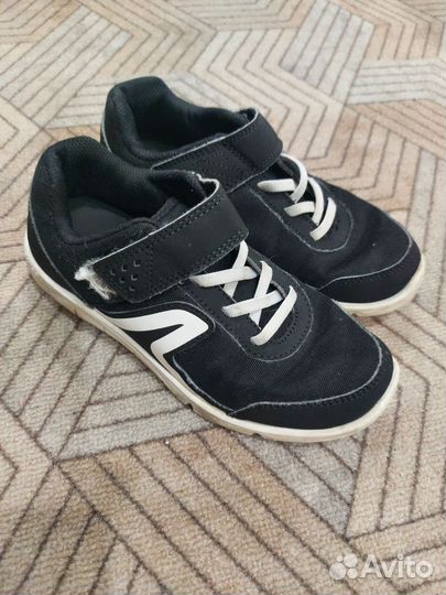 Кроссовки Декатлон б/у 34 размер