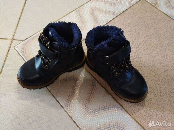 Ботинки зимние 27р в отличном состоянии