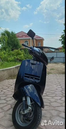 Honda lead 90