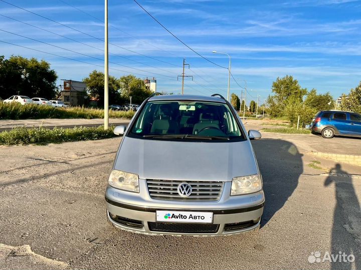 Volkswagen Sharan 2.0 МТ, 2008, 268 000 км