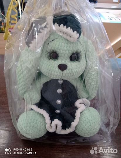 Плюшевый заяц