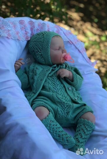 Комплект на выписку из хлопка ручная работа новый