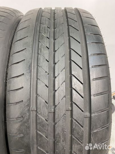 Goodyear EfficientGrip 235/45 R19 99H