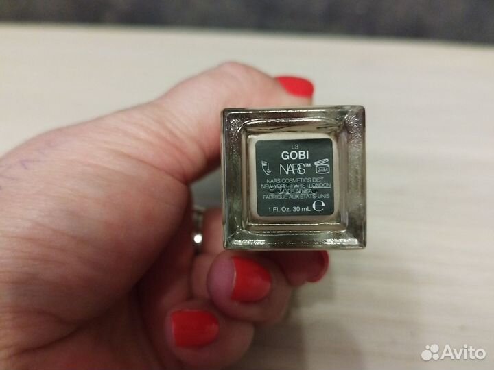 Nars Крем тональный, устойчивый