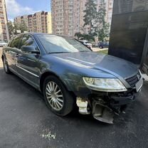 Volkswagen Phaeton 4.2 AT, 2004, битый, 600 000 км, с пробегом, цена 365 000 руб.