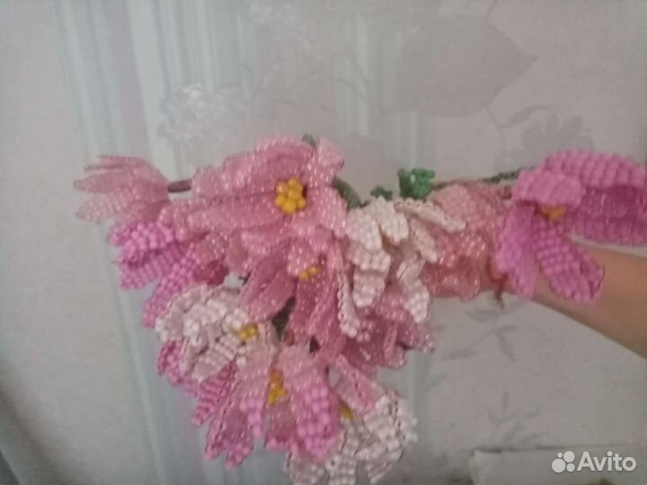 Букет цветовиз бисера ромашки Дальне-восточные