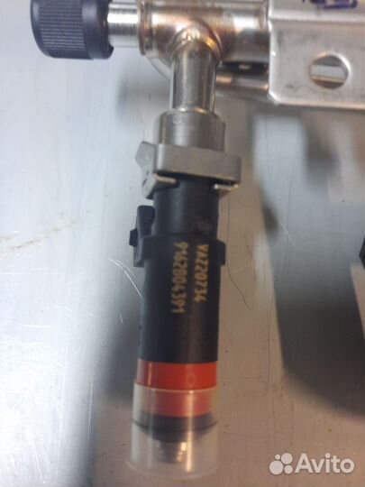 Топливная рампа в сборе с форсунками 2123 автэл