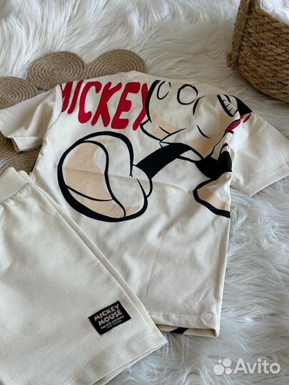 Костюм на мальчика zara