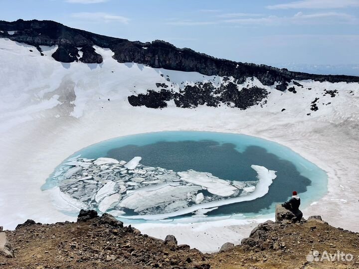Туры по Камчатке. Летом на снегоходах на вулкан