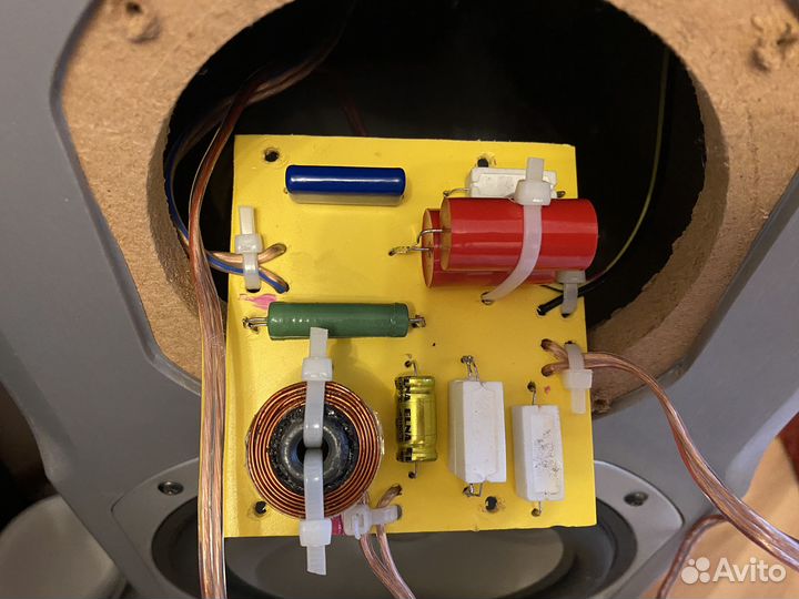 Напольная акустика Aleks 300