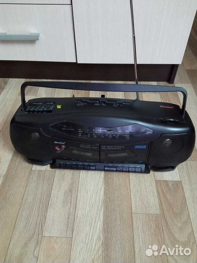 Магнитола радиокассетник