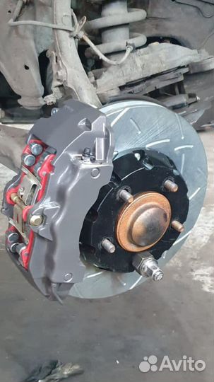 Суппорта Toyota Brembo 6 pot cruiser 100 200 300