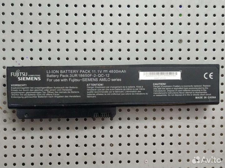 Fujitsu siemens amilo PRO V3205 батарея