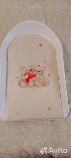 Пеленальный столик на кроватку