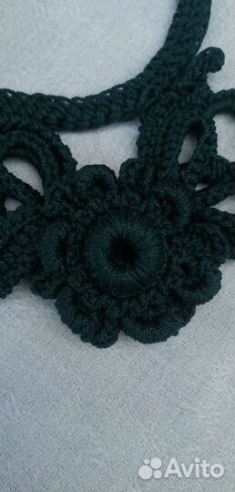 Вязаное колье на шею