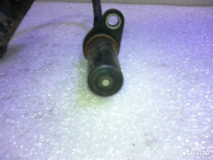 Датчик положения коленвала Kia Rio 3 2011-2015