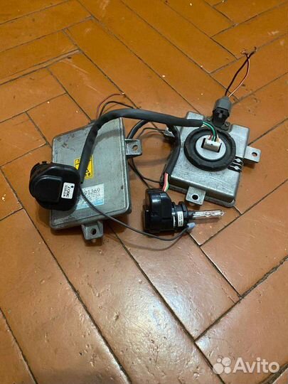 Блок розжига ксенона MR991269