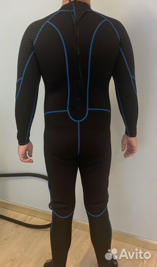Мокрый гидрокостюм 48-50