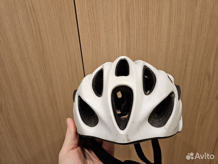 Велошлем B-twin