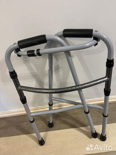 Ходунки для инвалидов